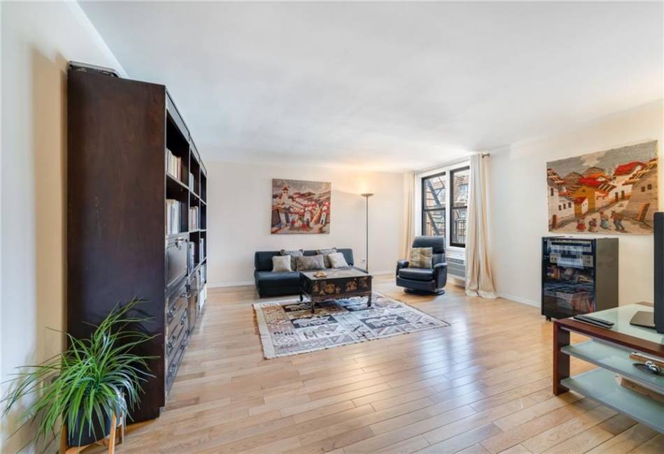 515 7th Street, Brooklyn, New York 11218, 1 Bedroom Bedrooms, ,1 BathroomBathrooms,Residential,For Sale,7th,492560