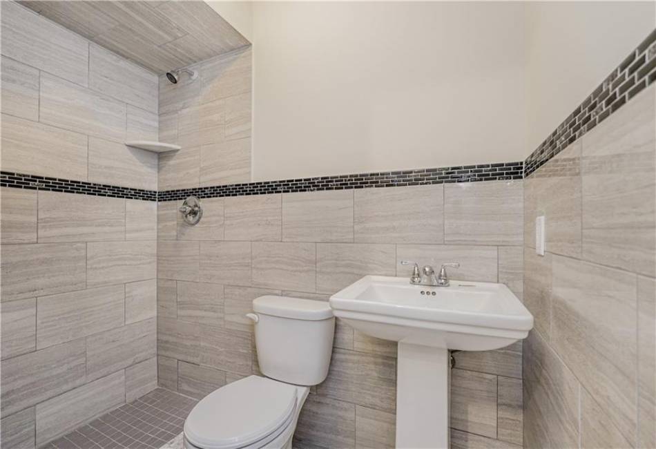 101 Bedell Avenue, Staten Island, New York 10307, 4 Bedrooms Bedrooms, ,5 BathroomsBathrooms,Residential,For Sale,Bedell,492566