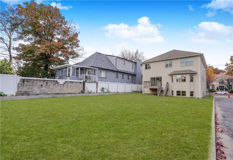 101 Bedell Avenue, Staten Island, New York 10307, 4 Bedrooms Bedrooms, ,5 BathroomsBathrooms,Residential,For Sale,Bedell,492566