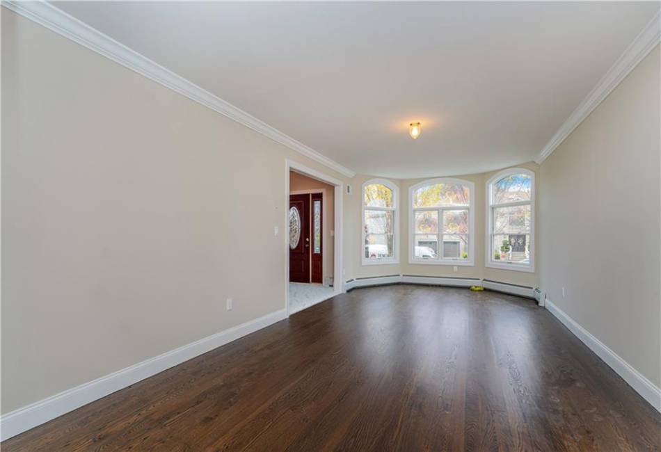 101 Bedell Avenue, Staten Island, New York 10307, 4 Bedrooms Bedrooms, ,5 BathroomsBathrooms,Residential,For Sale,Bedell,492566