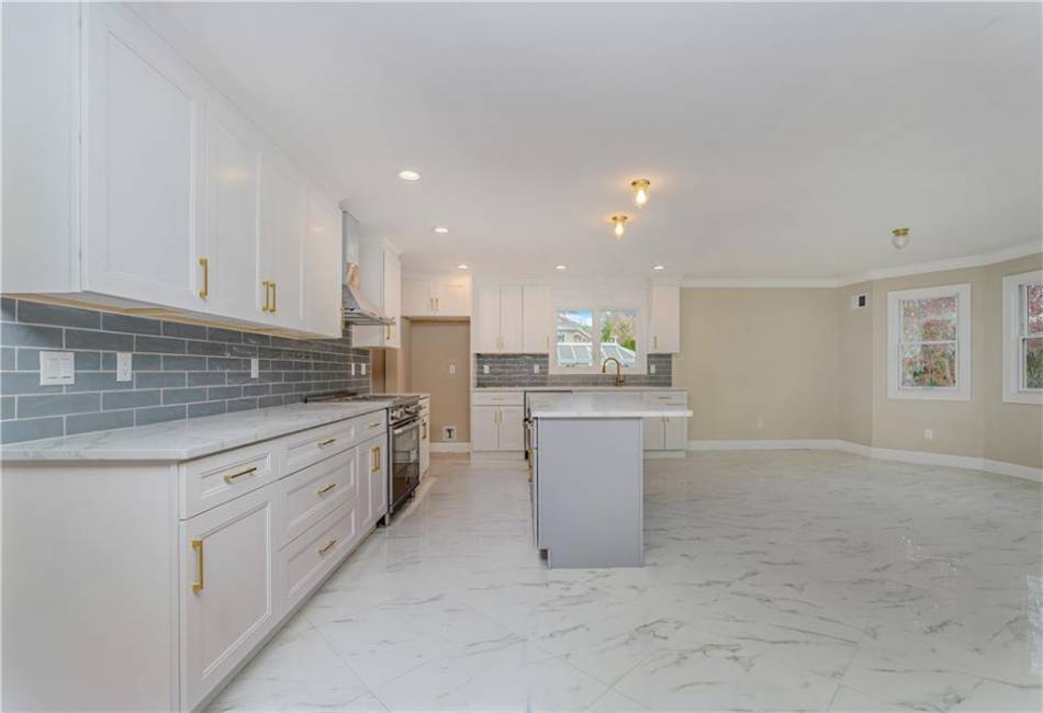 101 Bedell Avenue, Staten Island, New York 10307, 4 Bedrooms Bedrooms, ,5 BathroomsBathrooms,Residential,For Sale,Bedell,492566