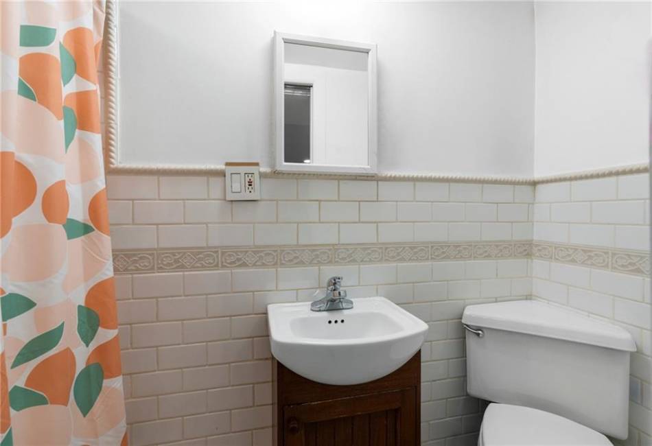 2472 Stuart Street, Brooklyn, New York 11229, 3 Bedrooms Bedrooms, ,3 BathroomsBathrooms,Residential,For Sale,Stuart,492568