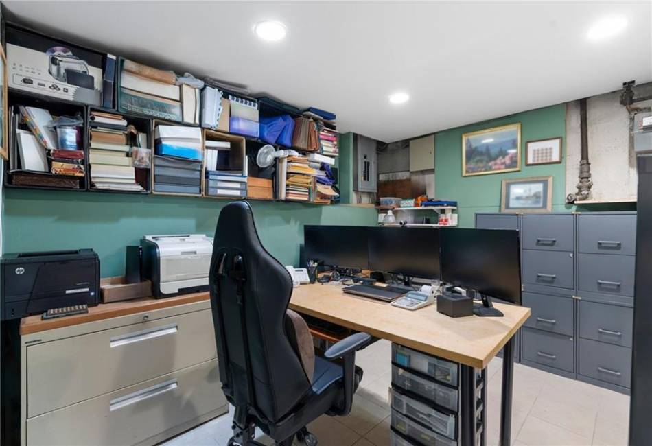 2472 Stuart Street, Brooklyn, New York 11229, 3 Bedrooms Bedrooms, ,3 BathroomsBathrooms,Residential,For Sale,Stuart,492568