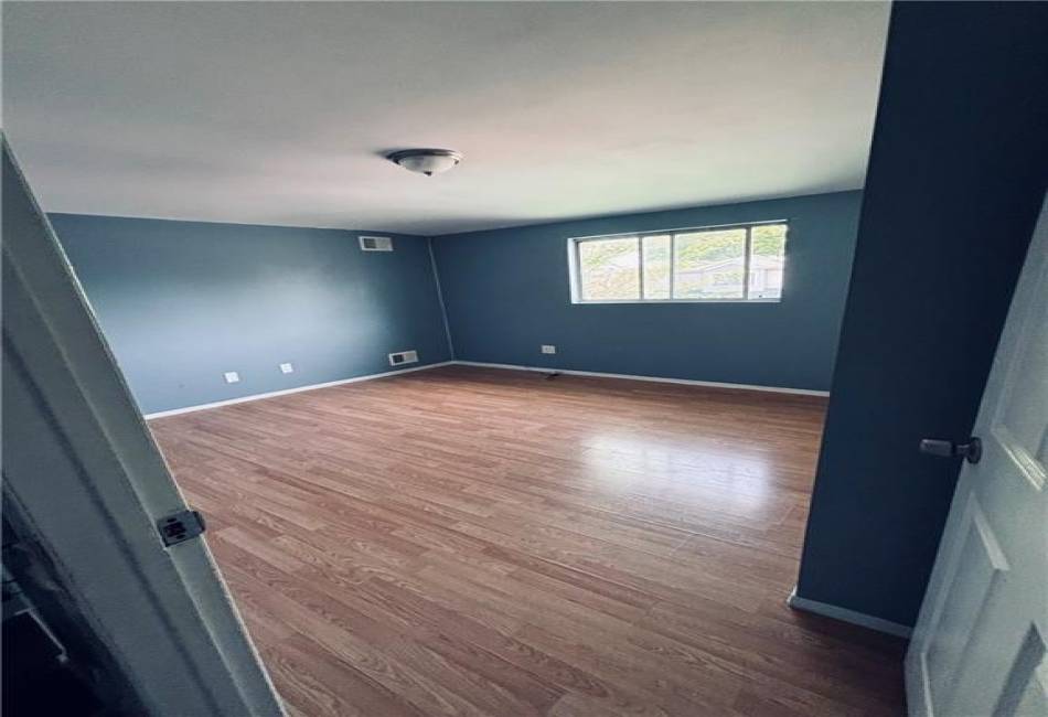 241 Tompkins Avenue, Staten Island, New York 10304, ,Residential,For Sale,Tompkins,492572