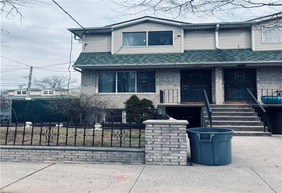 241 Tompkins Avenue, Staten Island, New York 10304, ,Residential,For Sale,Tompkins,492572