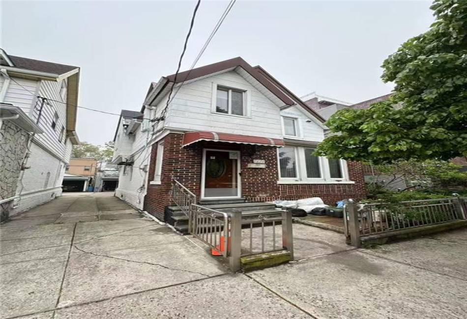 1620 68th Street, Brooklyn, New York 11204, 3 Bedrooms Bedrooms, ,2 BathroomsBathrooms,Residential,For Sale,68th,492577