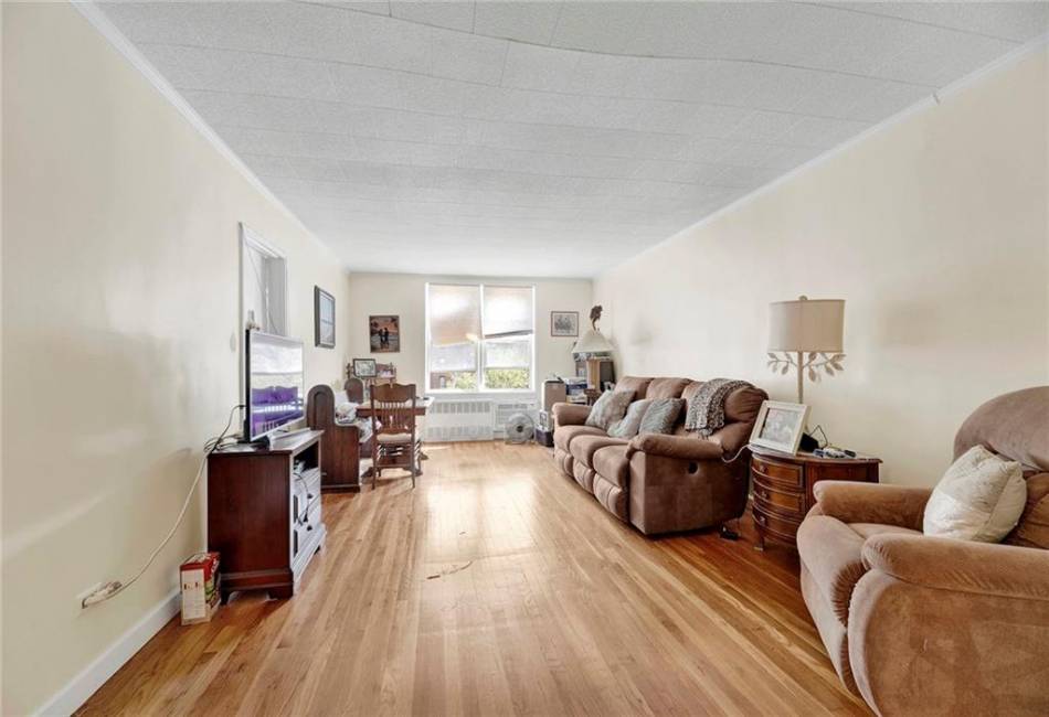2265 Gerritsen Avenue, Brooklyn, New York 11229, 2 Bedrooms Bedrooms, ,1 BathroomBathrooms,Residential,For Sale,Gerritsen,492512