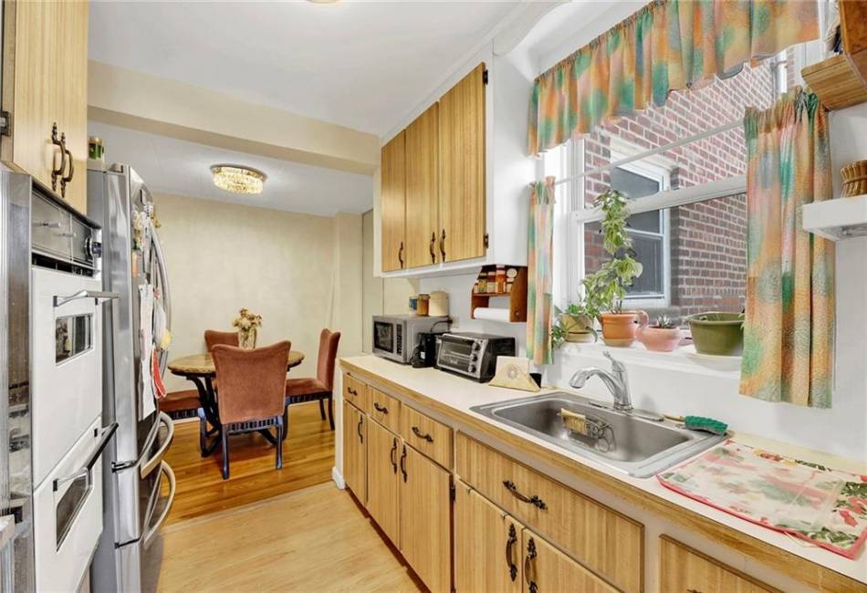 2265 Gerritsen Avenue, Brooklyn, New York 11229, 2 Bedrooms Bedrooms, ,1 BathroomBathrooms,Residential,For Sale,Gerritsen,492512