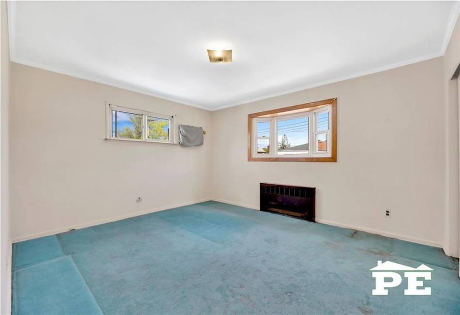 63-24 137th Street, Flushing, New York 11367, 3 Bedrooms Bedrooms, ,3 BathroomsBathrooms,Residential,For Sale,137th,492516
