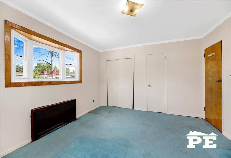 63-24 137th Street, Flushing, New York 11367, 3 Bedrooms Bedrooms, ,3 BathroomsBathrooms,Residential,For Sale,137th,492516