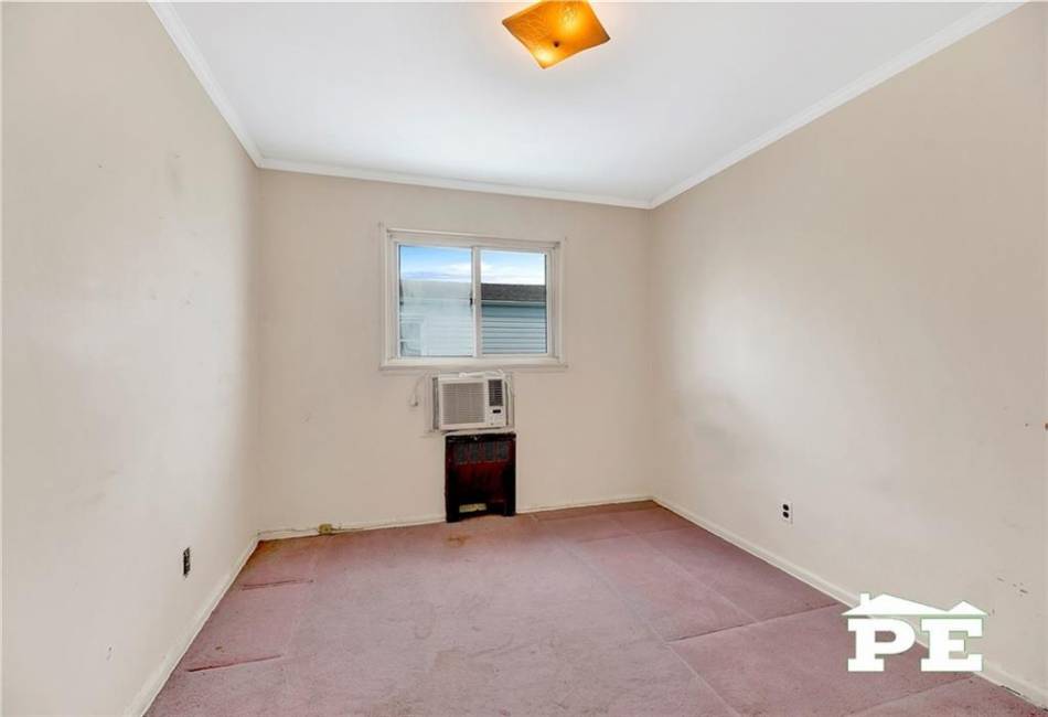 63-24 137th Street, Flushing, New York 11367, 3 Bedrooms Bedrooms, ,3 BathroomsBathrooms,Residential,For Sale,137th,492516