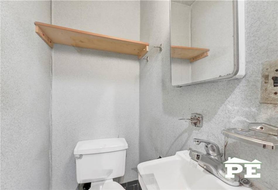 63-24 137th Street, Flushing, New York 11367, 3 Bedrooms Bedrooms, ,3 BathroomsBathrooms,Residential,For Sale,137th,492516
