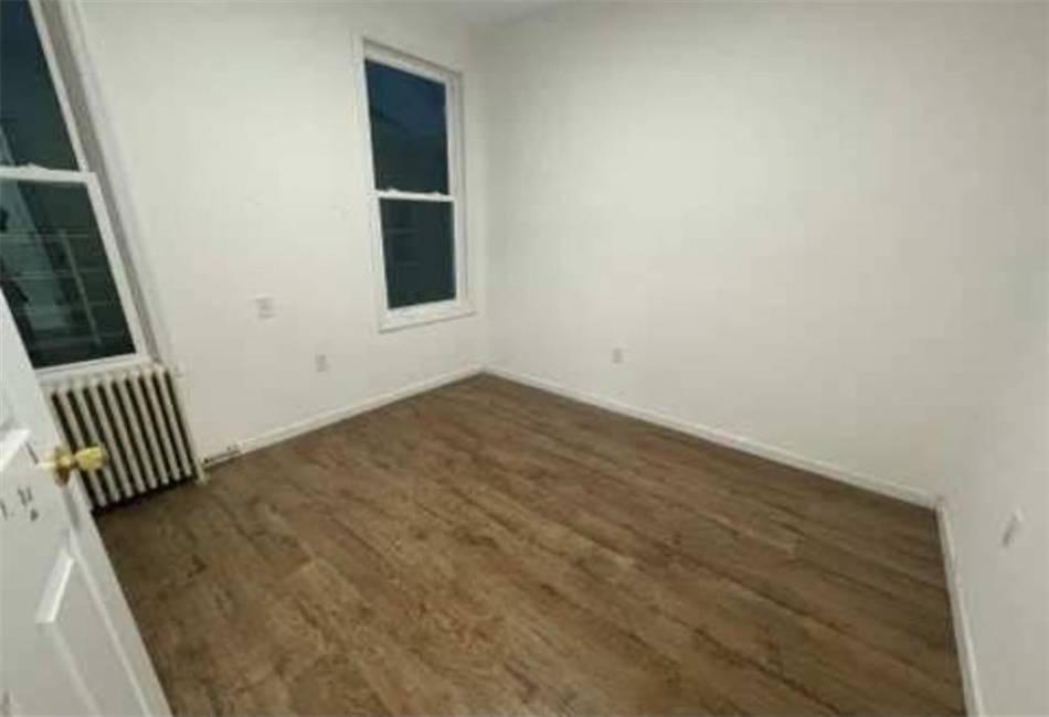 546 9th Street, Brooklyn, New York 11230, 7 Bedrooms Bedrooms, ,4 BathroomsBathrooms,Residential,For Sale,9th,492538