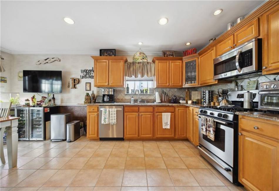 15 Jumel Street, Staten Island, New York 10308, 3 Bedrooms Bedrooms, ,3 BathroomsBathrooms,Residential,For Sale,Jumel,492561