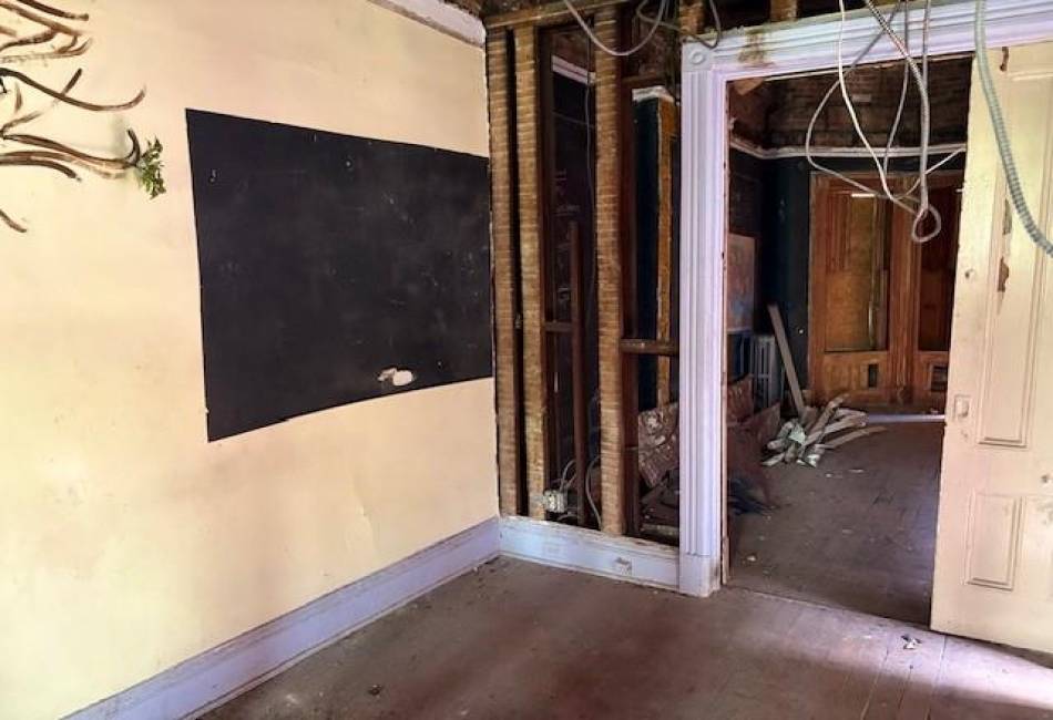 81 Chauncey Street, Brooklyn, New York 11233, 5 Bedrooms Bedrooms, ,2 BathroomsBathrooms,Residential,For Sale,Chauncey,492573