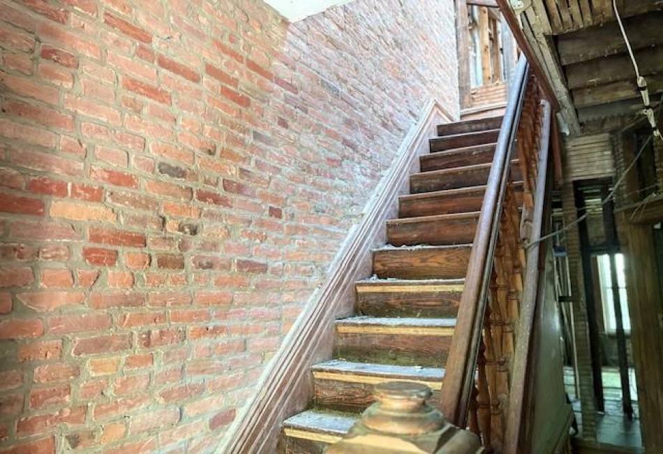 81 Chauncey Street, Brooklyn, New York 11233, 5 Bedrooms Bedrooms, ,2 BathroomsBathrooms,Residential,For Sale,Chauncey,492573