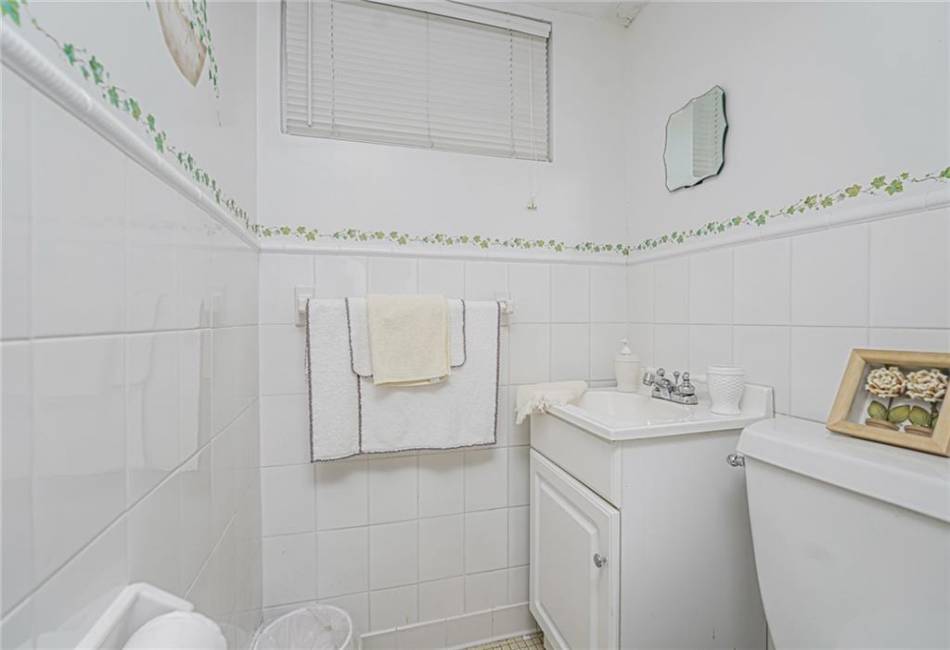 97 Ashland Avenue, Staten Island, New York 10312, 3 Bedrooms Bedrooms, ,2 BathroomsBathrooms,Residential,For Sale,Ashland,492588