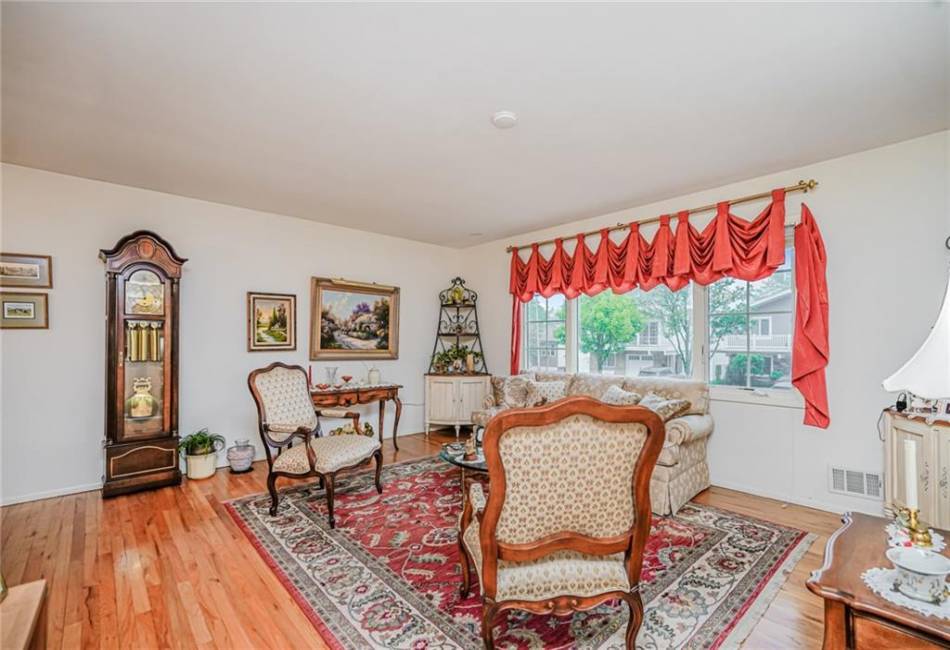 97 Ashland Avenue, Staten Island, New York 10312, 3 Bedrooms Bedrooms, ,2 BathroomsBathrooms,Residential,For Sale,Ashland,492588
