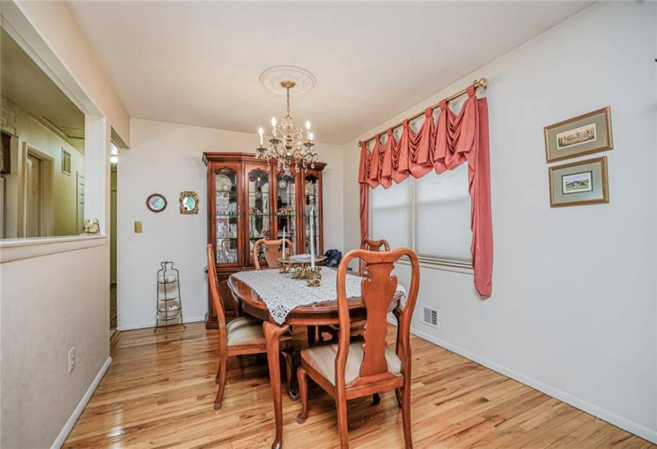 97 Ashland Avenue, Staten Island, New York 10312, 3 Bedrooms Bedrooms, ,2 BathroomsBathrooms,Residential,For Sale,Ashland,492588