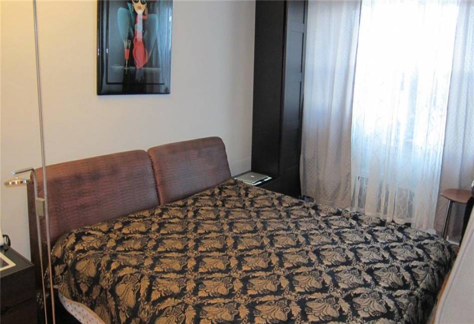 35 Seacoast Terrace, Brooklyn, New York 11235, 1 Bedroom Bedrooms, ,1 BathroomBathrooms,Residential,For Sale,Seacoast,492589
