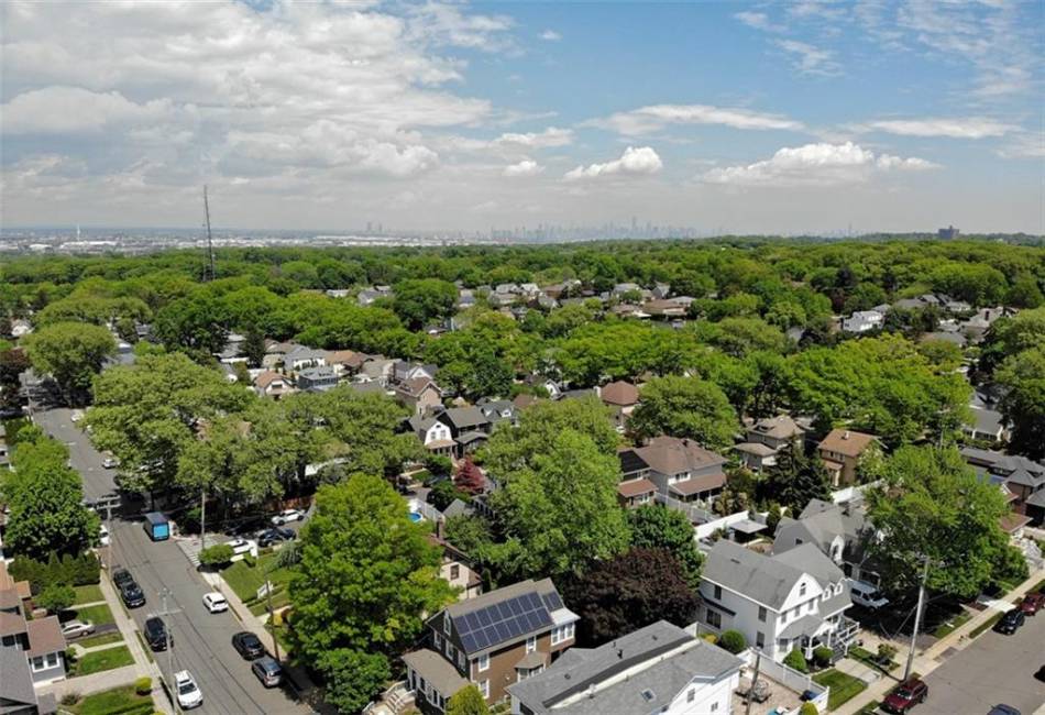 220 Fairview Avenue, Staten Island, New York 10314, ,Residential,For Sale,Fairview,492586