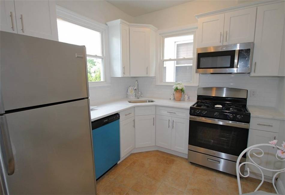 220 Fairview Avenue, Staten Island, New York 10314, ,Residential,For Sale,Fairview,492586