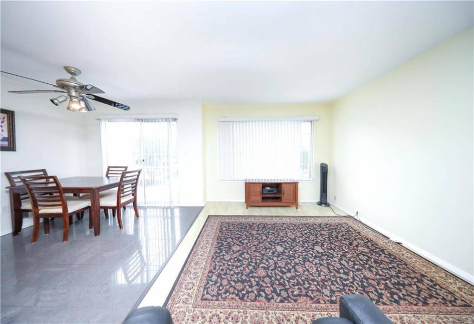 186 Monahan Avenue, Staten Island, New York 10314, 2 Bedrooms Bedrooms, ,2 BathroomsBathrooms,Residential,For Sale,Monahan,492590