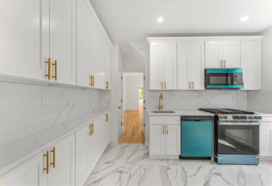 436 51st Street, Brooklyn, New York 11203, 3 Bedrooms Bedrooms, ,3 BathroomsBathrooms,Residential,For Sale,51st,492598