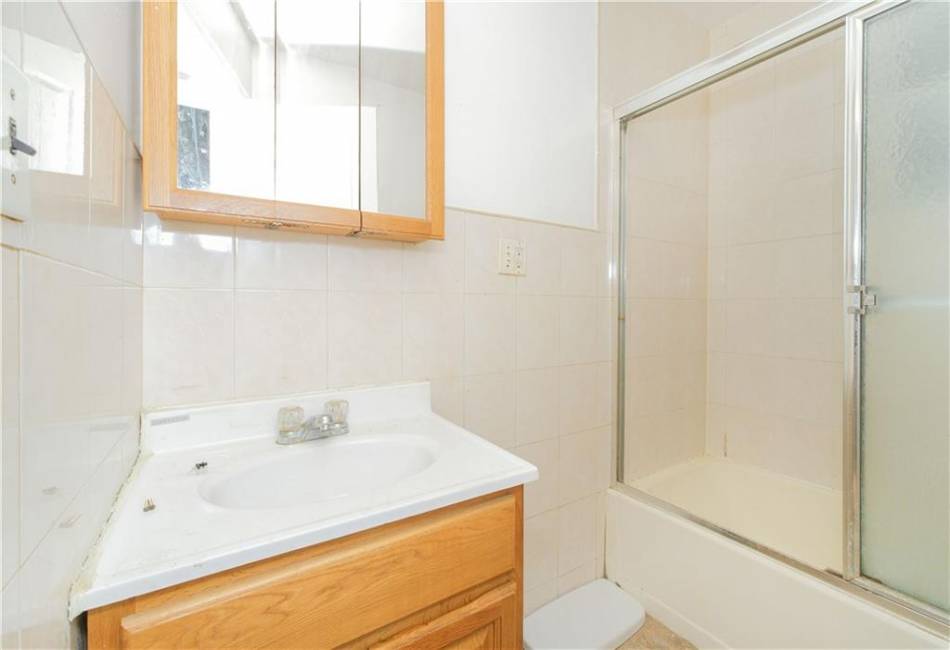 421 New Lots Avenue, Brooklyn, New York 11207, ,Mixed Use,For Sale,New Lots,492601