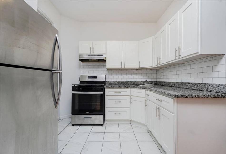 75 Taft Avenue, Staten Island, New York 10301, 6 Bedrooms Bedrooms, ,2 BathroomsBathrooms,Residential,For Sale,Taft,492602