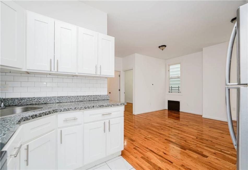 75 Taft Avenue, Staten Island, New York 10301, 6 Bedrooms Bedrooms, ,2 BathroomsBathrooms,Residential,For Sale,Taft,492602