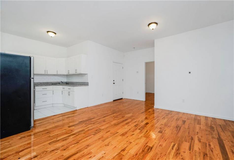 75 Taft Avenue, Staten Island, New York 10301, 6 Bedrooms Bedrooms, ,2 BathroomsBathrooms,Residential,For Sale,Taft,492602