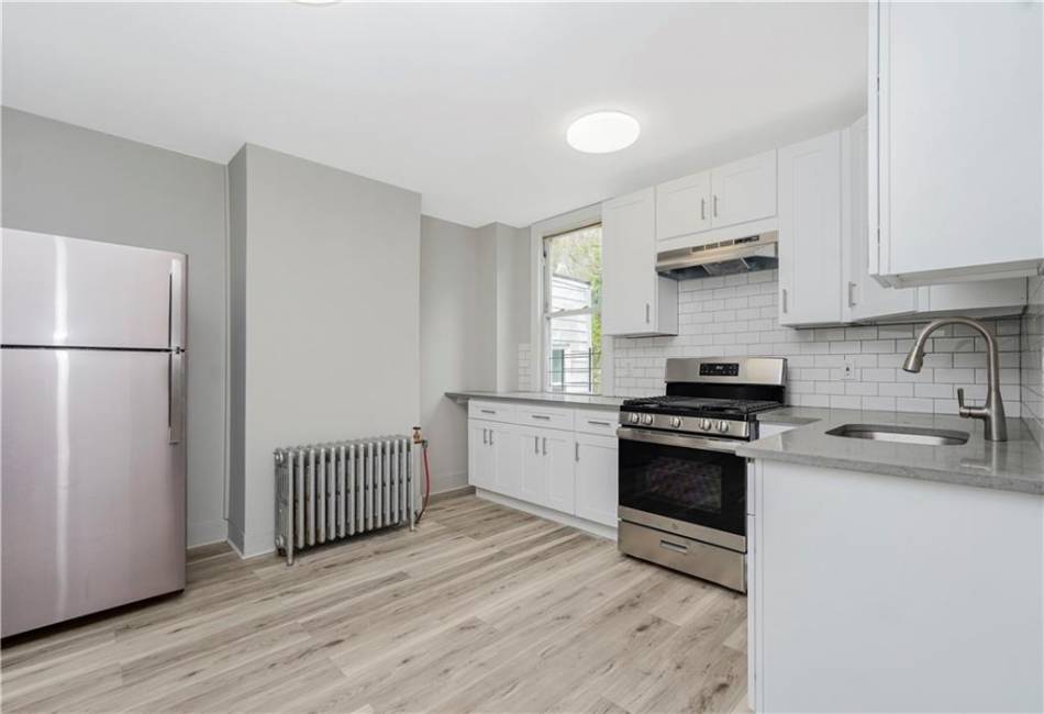 75 Taft Avenue, Staten Island, New York 10301, 6 Bedrooms Bedrooms, ,2 BathroomsBathrooms,Residential,For Sale,Taft,492602