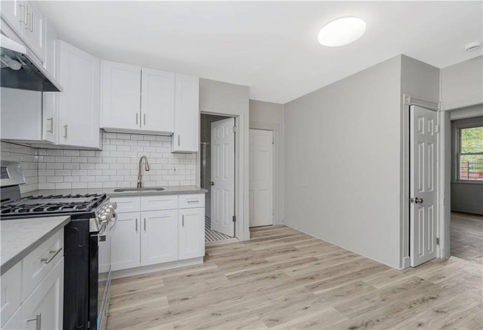 75 Taft Avenue, Staten Island, New York 10301, 6 Bedrooms Bedrooms, ,2 BathroomsBathrooms,Residential,For Sale,Taft,492602