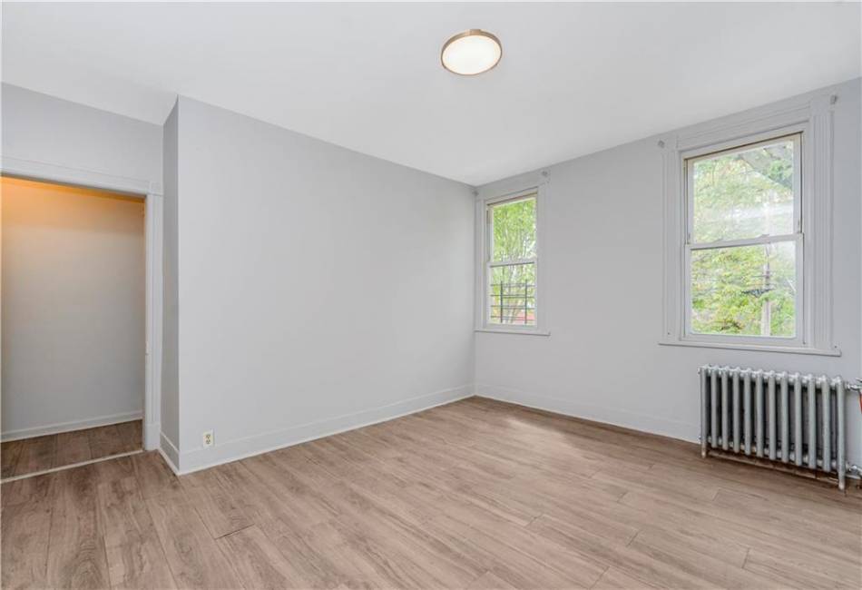 75 Taft Avenue, Staten Island, New York 10301, 6 Bedrooms Bedrooms, ,2 BathroomsBathrooms,Residential,For Sale,Taft,492602