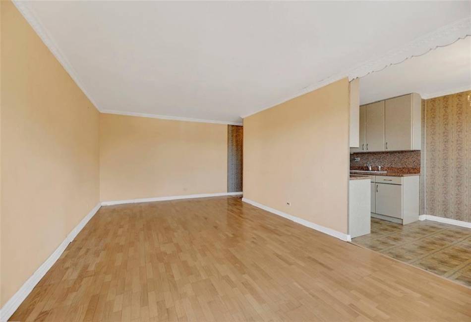 2483 16th Street, Brooklyn, New York 11214, 2 Bedrooms Bedrooms, ,1 BathroomBathrooms,Residential,For Sale,16th,492605