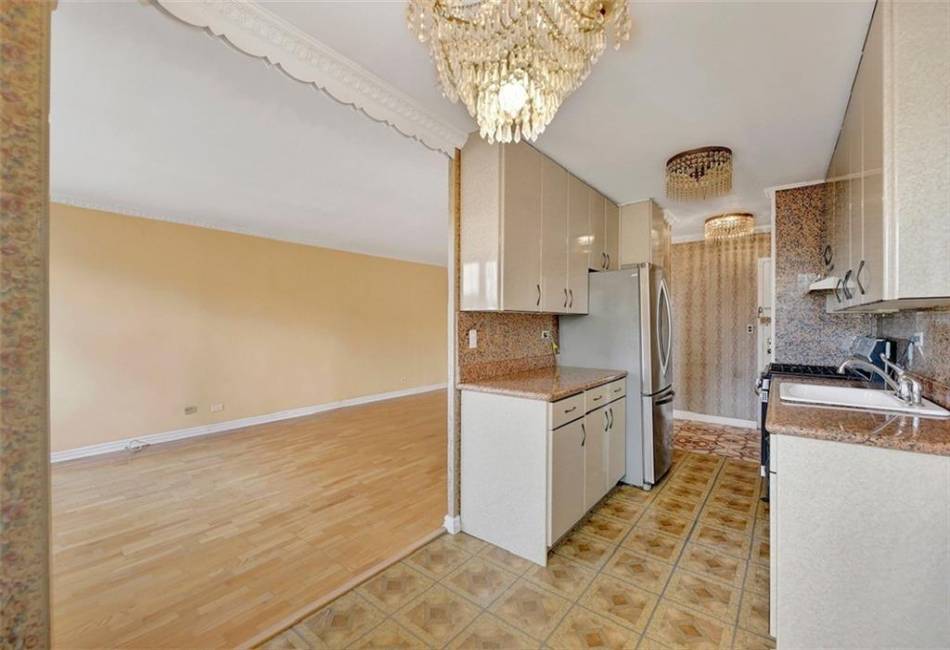 2483 16th Street, Brooklyn, New York 11214, 2 Bedrooms Bedrooms, ,1 BathroomBathrooms,Residential,For Sale,16th,492605