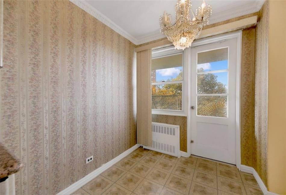 2483 16th Street, Brooklyn, New York 11214, 2 Bedrooms Bedrooms, ,1 BathroomBathrooms,Residential,For Sale,16th,492605