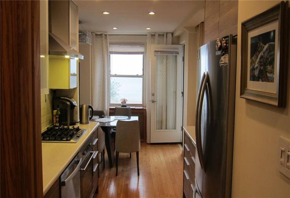 1311 Brightwater Avenue, Brooklyn, New York 11235, 1 Bedroom Bedrooms, ,1 BathroomBathrooms,Residential,For Sale,Brightwater,492606