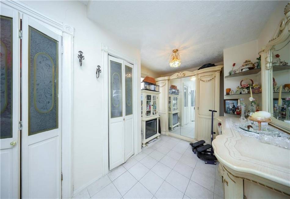 2405 82nd Street, Brooklyn, New York 11214, 4 Bedrooms Bedrooms, ,3 BathroomsBathrooms,Residential,For Sale,82nd,492571