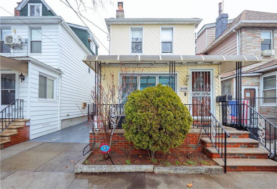 2405 82nd Street, Brooklyn, New York 11214, 4 Bedrooms Bedrooms, ,3 BathroomsBathrooms,Residential,For Sale,82nd,492571