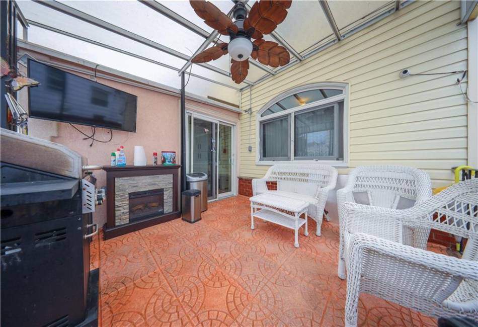 2405 82nd Street, Brooklyn, New York 11214, 4 Bedrooms Bedrooms, ,3 BathroomsBathrooms,Residential,For Sale,82nd,492571