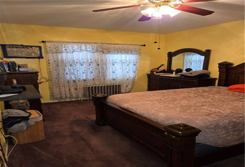3915 Clarendon Road, Brooklyn, New York 11203, 2 Bedrooms Bedrooms, ,2 BathroomsBathrooms,Residential,For Sale,Clarendon,492612