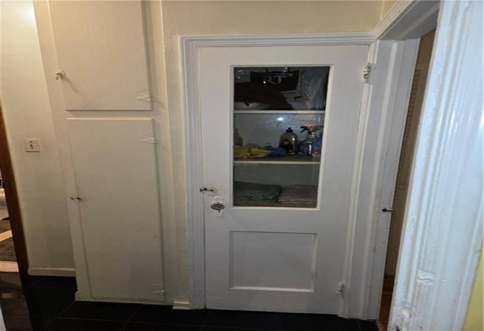 3915 Clarendon Road, Brooklyn, New York 11203, 2 Bedrooms Bedrooms, ,2 BathroomsBathrooms,Residential,For Sale,Clarendon,492612