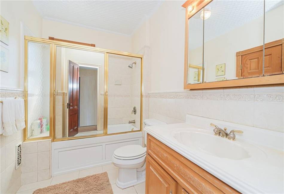 1542 74th Street, Brooklyn, New York 11228, 5 Bedrooms Bedrooms, ,3 BathroomsBathrooms,Residential,For Sale,74th,492597
