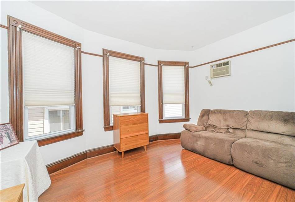 1542 74th Street, Brooklyn, New York 11228, 5 Bedrooms Bedrooms, ,3 BathroomsBathrooms,Residential,For Sale,74th,492597