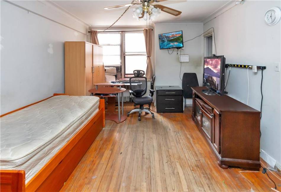 3060 Ocean Avenue, Brooklyn, New York 11235, ,1 BathroomBathrooms,Residential,For Sale,Ocean,490885