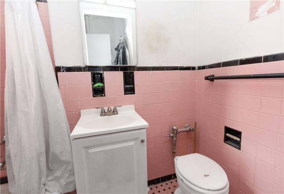 3060 Ocean Avenue, Brooklyn, New York 11235, ,1 BathroomBathrooms,Residential,For Sale,Ocean,490885