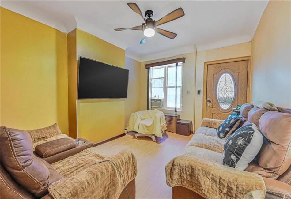 156 10th Street, Brooklyn, New York 11215, 3 Bedrooms Bedrooms, ,2 BathroomsBathrooms,Residential,For Sale,10th,492426