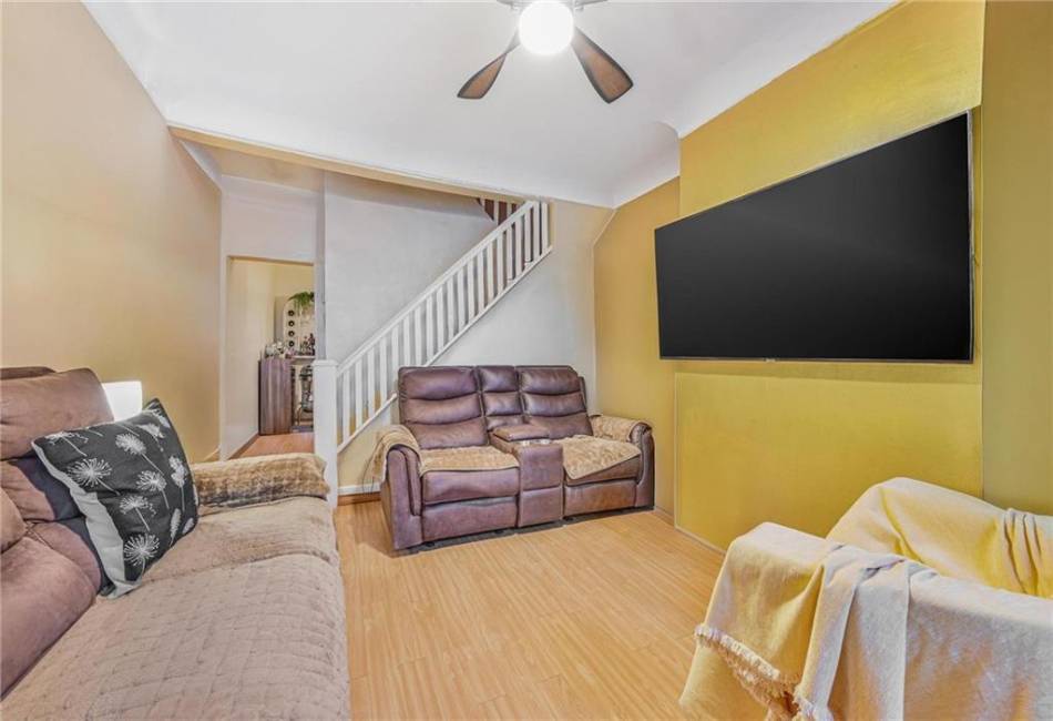 156 10th Street, Brooklyn, New York 11215, 3 Bedrooms Bedrooms, ,2 BathroomsBathrooms,Residential,For Sale,10th,492426